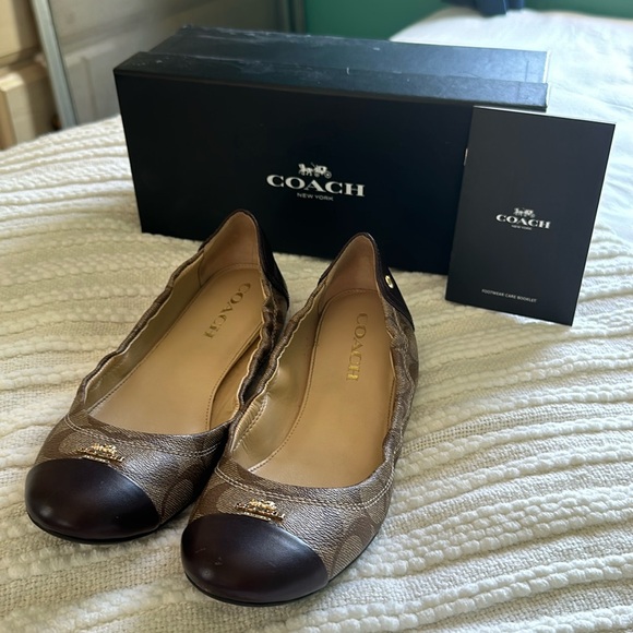 Coach shoes. - Picture 1 of 4